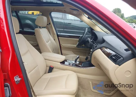 2015 BMW X3 xDrive28I z USA, uszkodzony, nr VIN 5UXWX9C58F0D59513